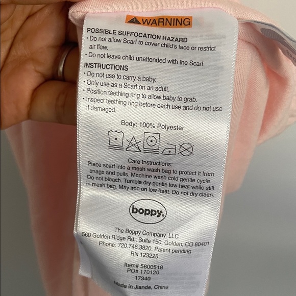 Boppy baby teething ring with infinity scarf - Picture 5 of 6